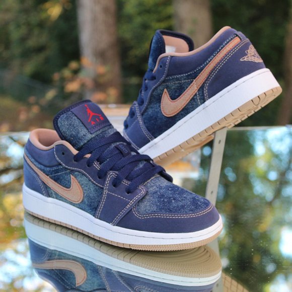 Air Jordan 1 Low Denim - Picture 2 of 16